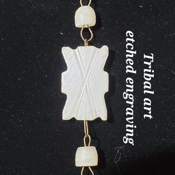 Handmade Vintage Artisan Tribal Carved Pendant Necklace - Picture 4 of 7